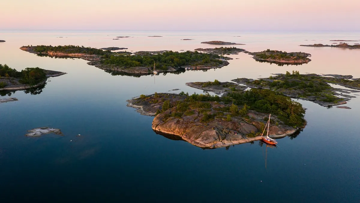 hur många öar har sverige?
