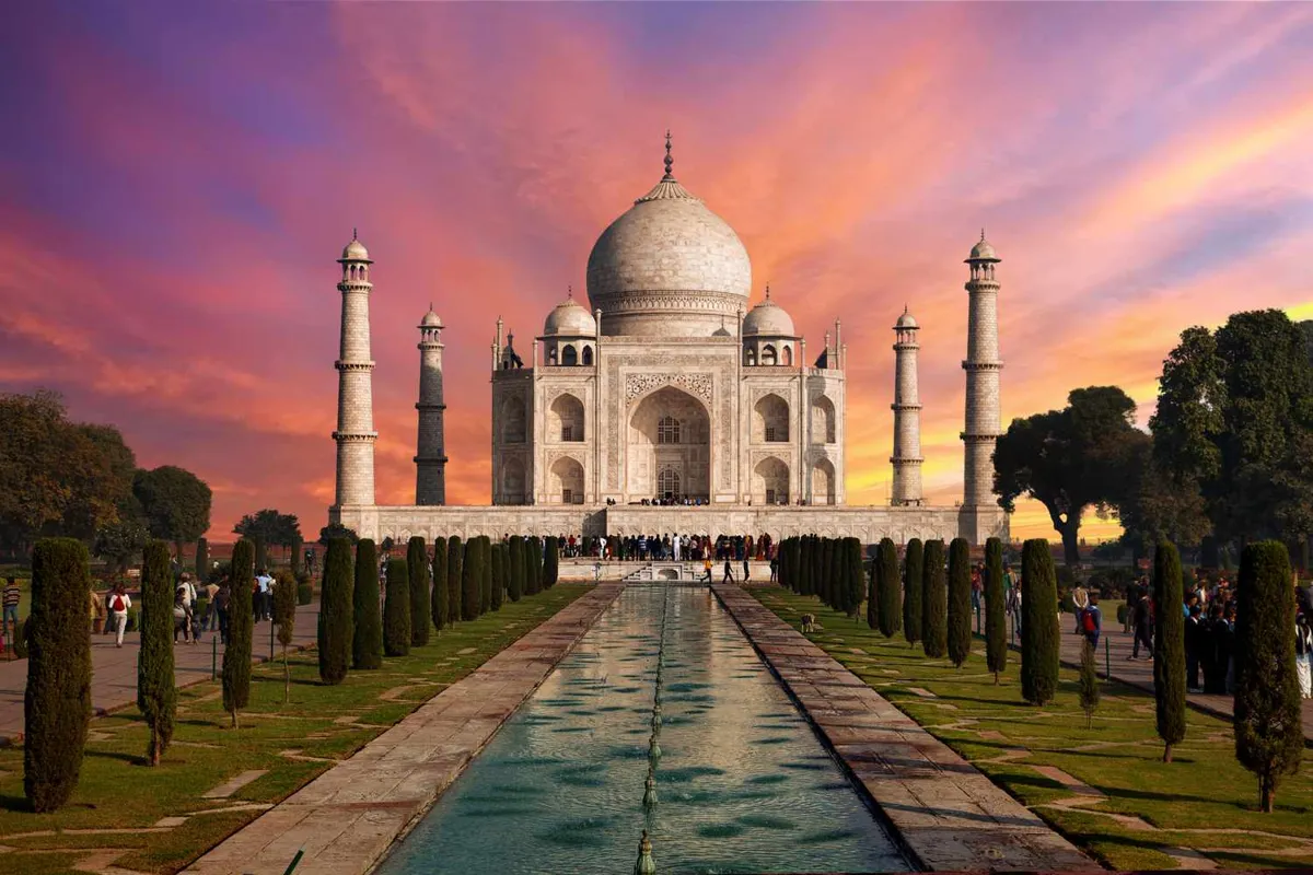 Agra i dag – en stad i Taj Mahals skugga