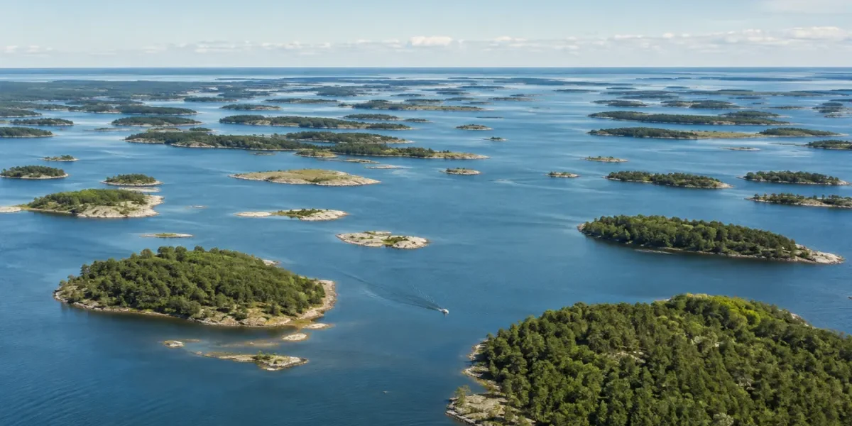 Hur många öar har Stockholms skärgård